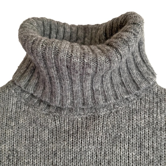 H&M Wool Alpaca Blend Turtleneck Sweater - Picture 5 of 12